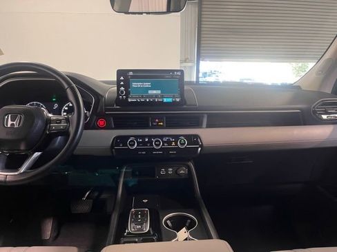 Used 2023 Honda Pilot Touring image 20