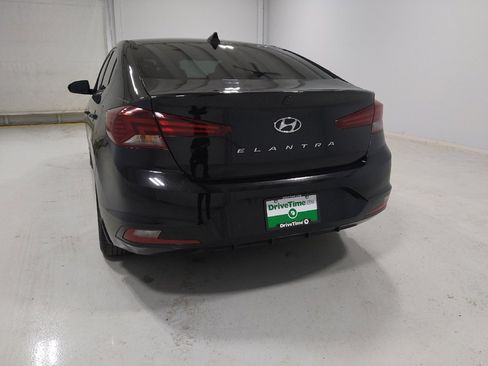Used 2020 Hyundai Elantra SEL image 6