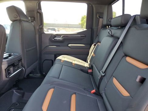 New 2026 GMC Sierra 1500 AT4 w/ AT4 Premium Package AWD/4WD image 12