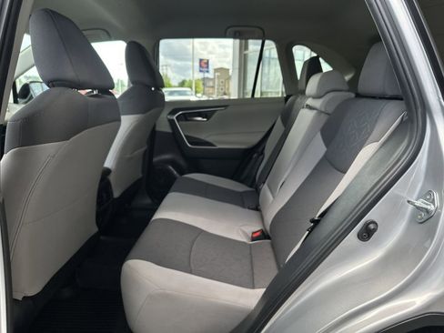 Certified 2025 Toyota RAV4 XLE AWD/4WD image 19