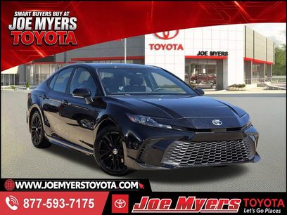 Used 2025 Toyota Camry SE