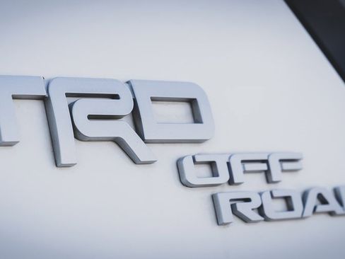 Used 2017 Toyota 4Runner TRD Off-Road Premium image 21