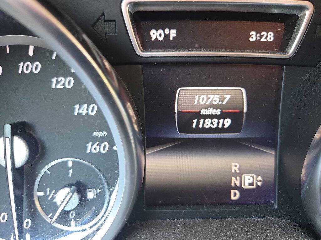 Used 2015 Mercedes-Benz ML 350 4MATIC image 27
