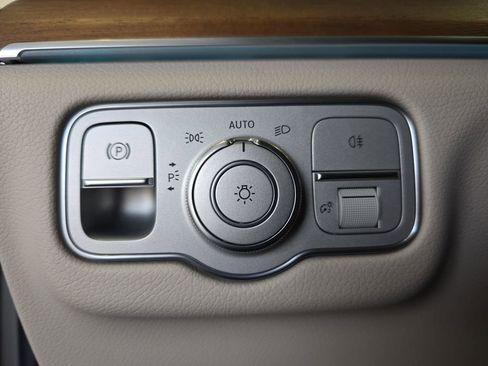 Certified 2022 Mercedes-Benz GLE 350 4MATIC image 29