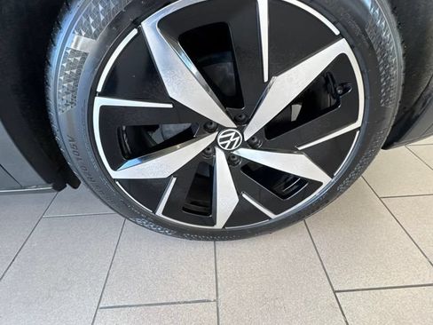 Used 2023 Volkswagen ID.4 Pro S RWD image 19