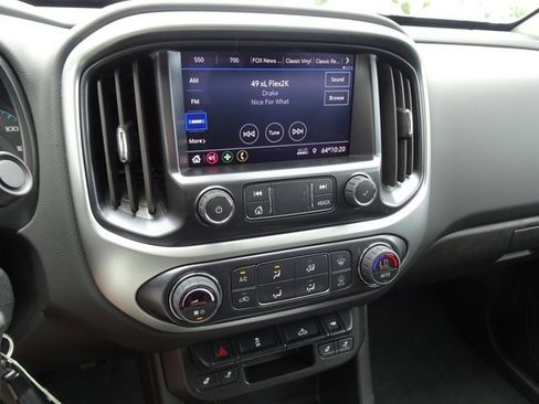 Certified 2022 Chevrolet Colorado LT w/ Luxury Package image 20