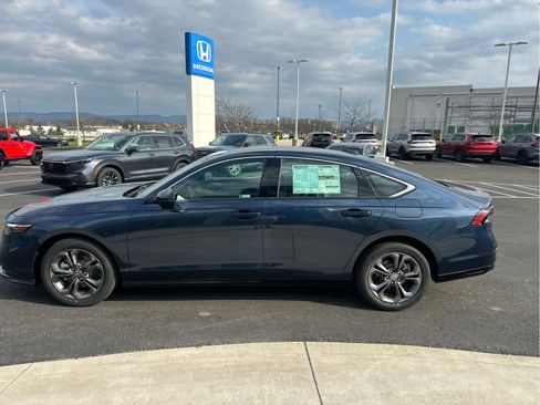 New 2026 Honda Accord EX-L image 5