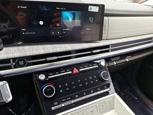 New 2025 Hyundai Santa Fe Calligraphy image 11