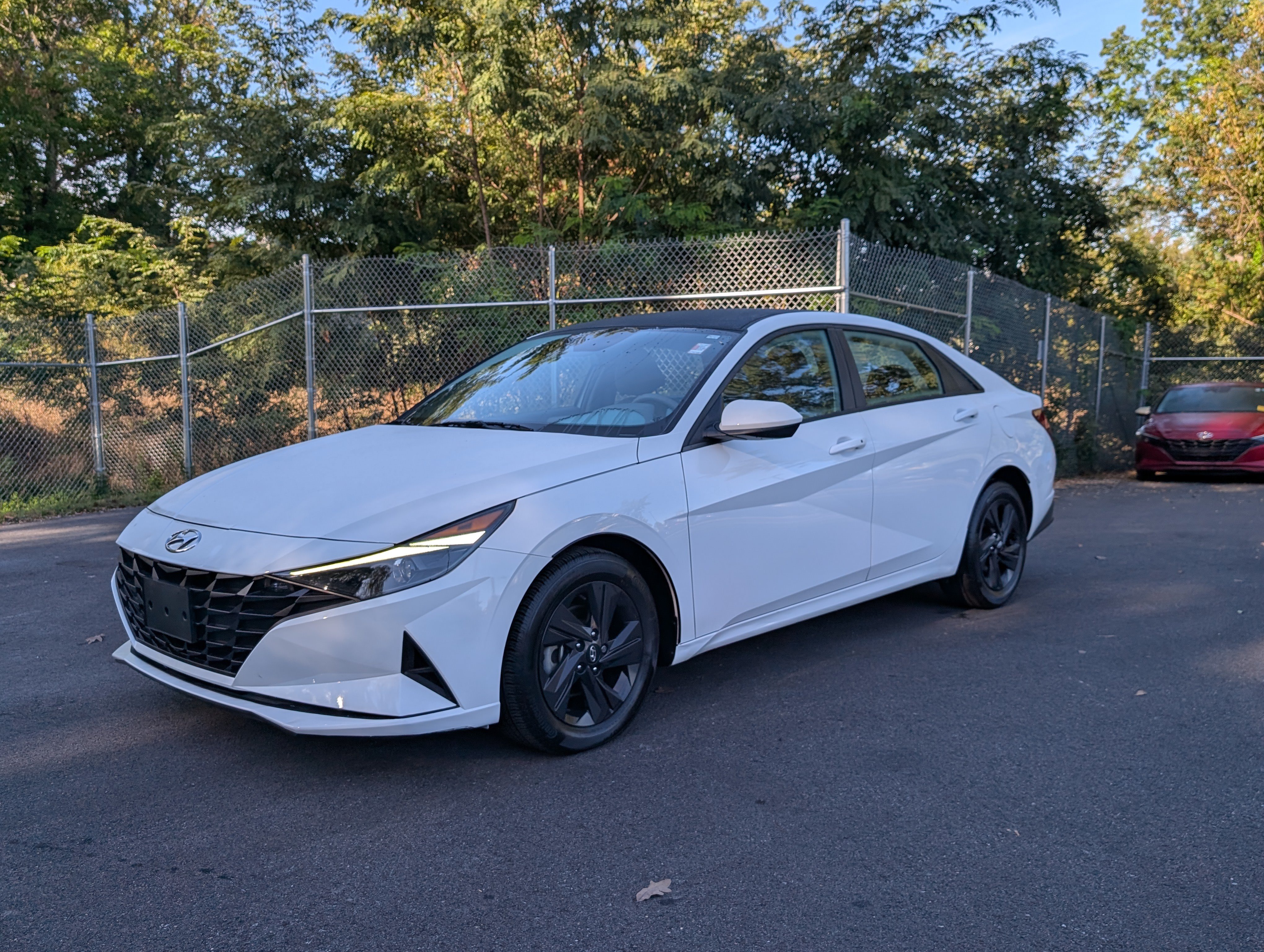 Used 2023 Hyundai Elantra SEL FWD image 7