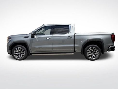 Used 2023 GMC Sierra 1500 Denali w/ Denali Reserve Package AWD/4WD image 4