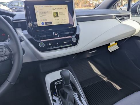 Used 2026 Toyota Corolla SE image 24