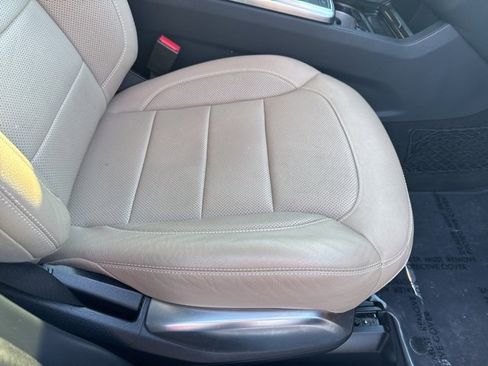 Used 2015 Mercedes-Benz GL 550 4MATIC image 11