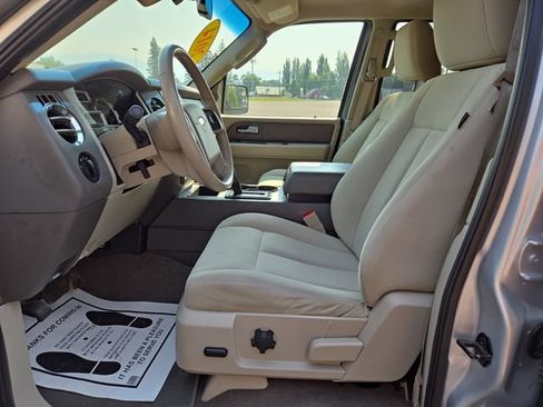 Used 2014 Ford Expedition XL AWD/4WD image 2