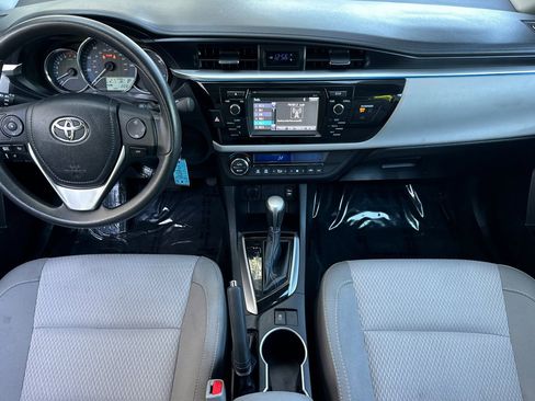 Used 2015 Toyota Corolla LE FWD image 15
