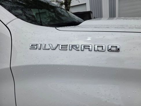 Used 2023 Chevrolet Silverado 1500 Custom RWD image 3