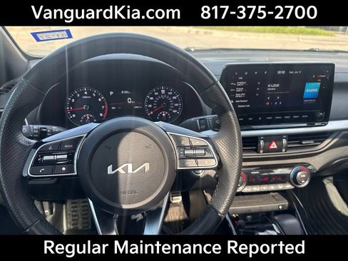 Used 2024 Kia Forte GT-Line w/ GT-Line Premium Package FWD image 4