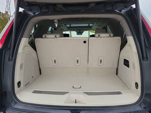 Certified 2022 Cadillac Escalade Premium Luxury Platinum image 7