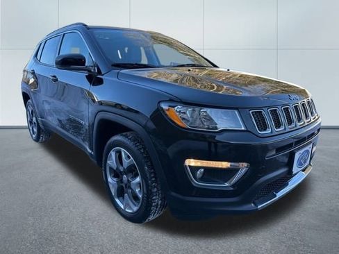Used 2019 Jeep Compass Limited image 2