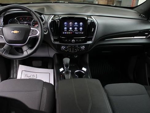 Used 2023 Chevrolet Traverse LT image 26