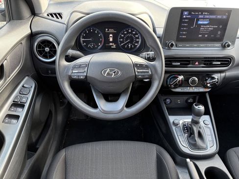 Used 2022 Hyundai Kona SEL AWD/4WD image 12