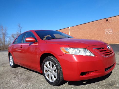 Used 2009 Toyota Camry XLE image 3