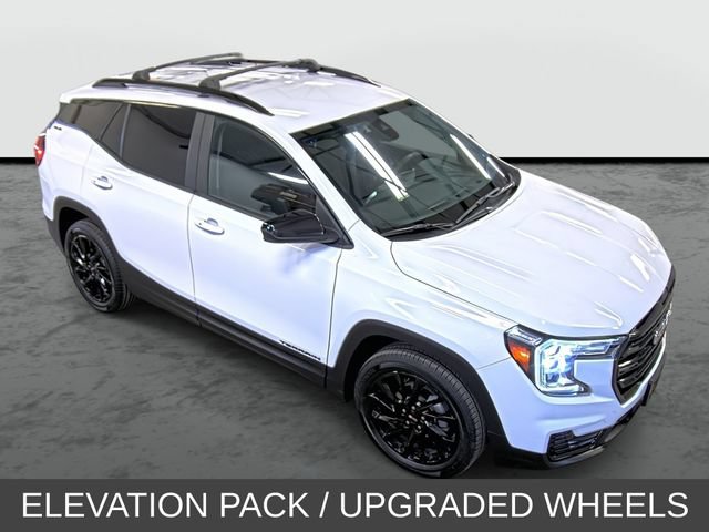 Used 2024 GMC Terrain SLE w/ Elevation Edition FWD image 5