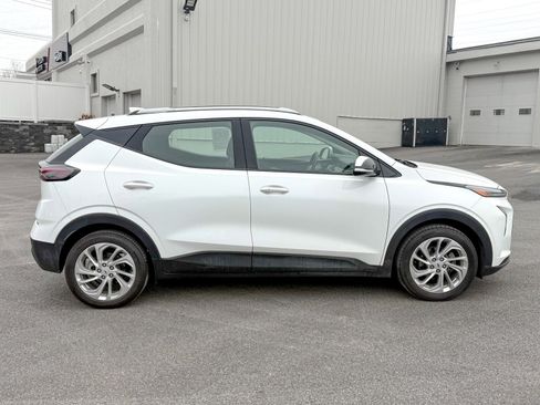 Used 2022 Chevrolet Bolt EUV LT image 8