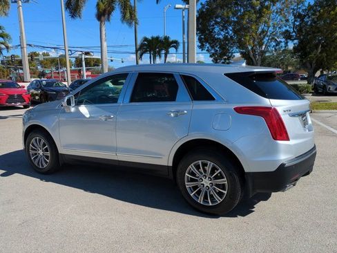 Used 2017 Cadillac XT5 Luxury w/ Driver Awareness Package image 5