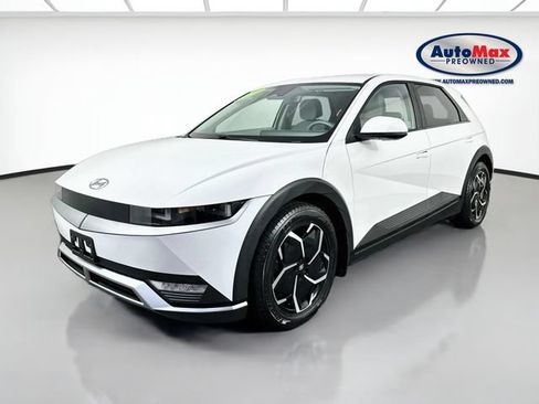 Used 2024 Hyundai Ioniq 5 SE AWD/4WD image 3