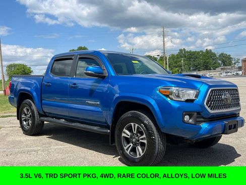 Used 2018 Toyota Tacoma TRD Sport w/ Technology Package AWD/4WD image 1
