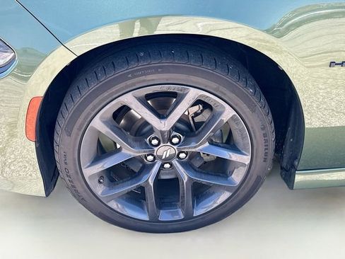 Used 2022 Dodge Charger R/T w/ Blacktop Package image 29