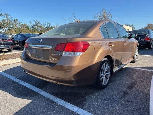 Used 2013 Subaru Legacy 2.5i Limited image 3