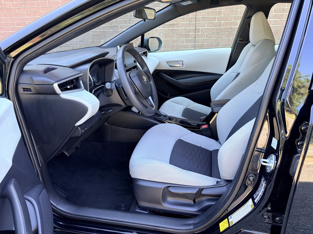 Used 2022 Toyota Corolla SE FWD image 11