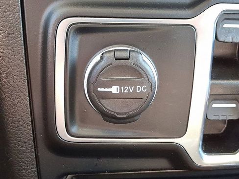 Used 2023 Jeep Wrangler Unlimited w/ Cold Weather Group image 25