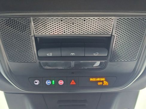New 2026 Chevrolet Equinox EV LT w/ Convenience Package II FWD image 18