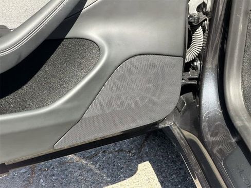 Used 2024 Tesla Model 3 Standard Range image 25