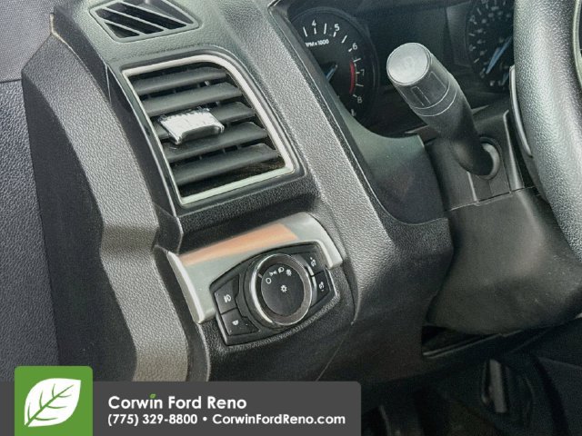Used 2017 Ford Explorer XLT AWD/4WD image 12
