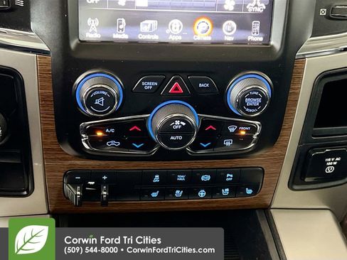Used 2014 RAM 3500 Laramie w/ Black Appearance Group image 9