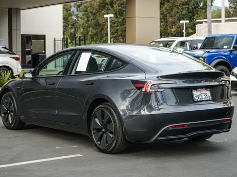 Used 2025 Tesla Model 3 Long Range RWD image 4