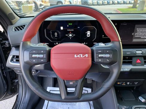Used 2025 Kia K4 GT-Line w/ GT-Line Premium Package FWD image 14