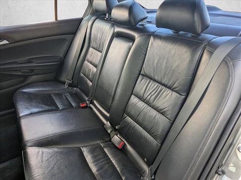 Used 2011 Honda Accord SE image 16