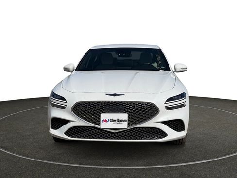 Used 2025 Genesis G70 2.5T image 10