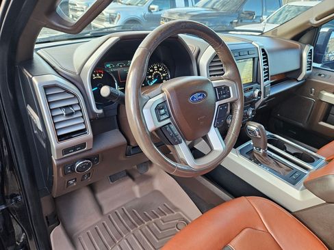Used 2018 Ford F150 King Ranch w/ Equipment Group 601A Luxury AWD/4WD image 16