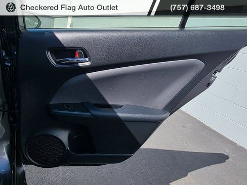 Used 2022 Toyota Prius XLE image 48