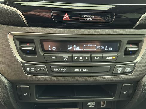 Used 2023 Honda Ridgeline RTL-E image 22