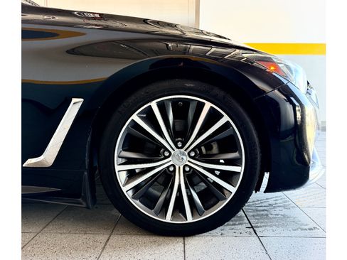Used 2019 INFINITI Q60 3.0t RWD image 12