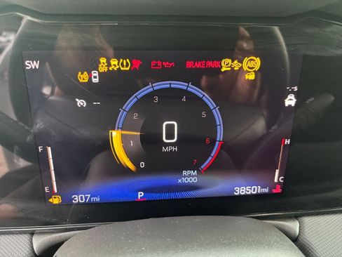 Used 2025 Chevrolet TrailBlazer LT FWD image 39
