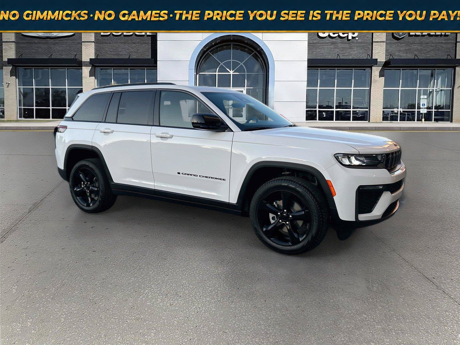 New 2026 Jeep Grand Cherokee Limited w/ Limited Altitude Package AWD/4WD image 1