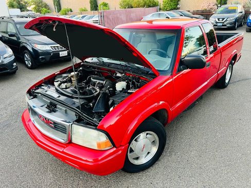 Used 2003 GMC Sonoma SLS w/ Convenience Package RWD image 9