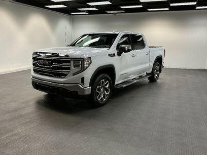 New 2026 GMC Sierra 1500 SLT w/ SLT Premium Package
